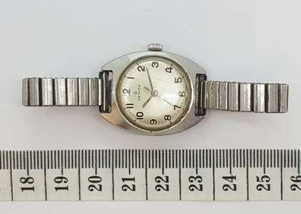 Ladies Zenith watch, working - as per photo