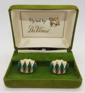 Vintage Pair of Cufflinks in box - as per photo
