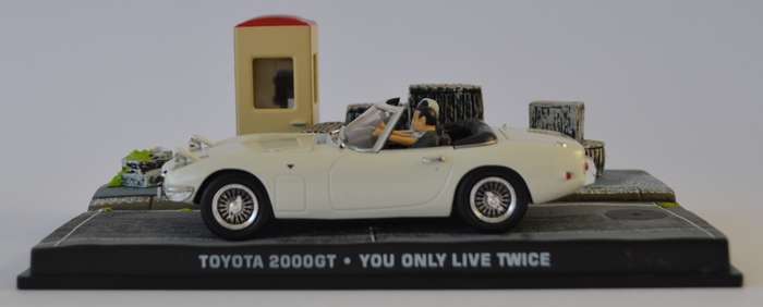 James Bond Model Car Toyota 2000GT - You Only Live Twice Model Car Scale 1:43 as per photo