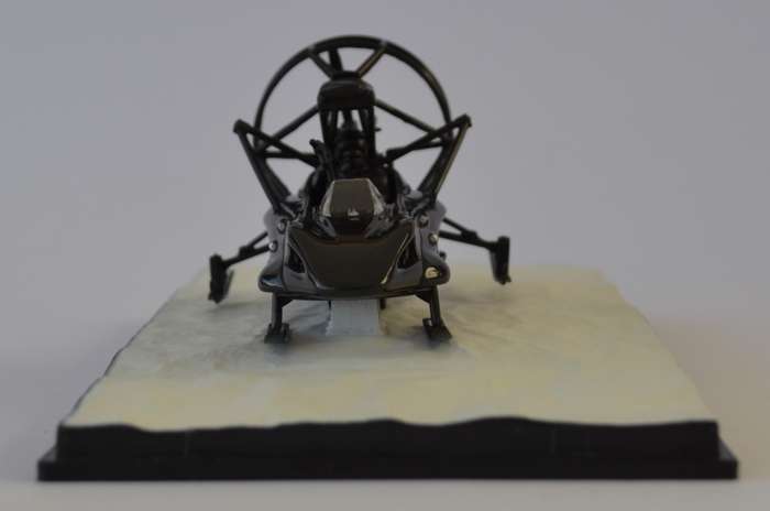 James Bond 007 Parahawk - The World Is Not Enough Model Car Scale 1:64 as per photo