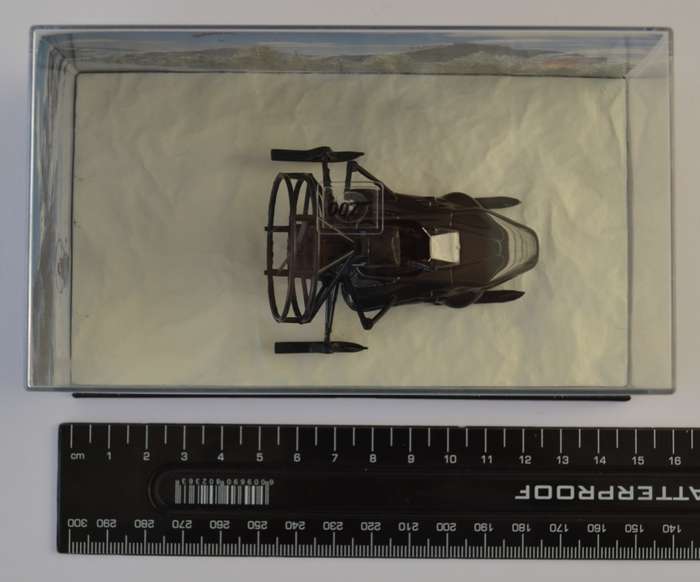 James Bond 007 Parahawk - The World Is Not Enough Model Car Scale 1:64 as per photo