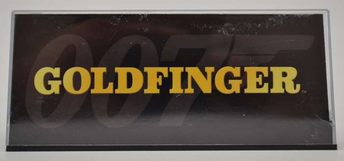 James Bond 007 Ford Thunderbird - Goldfinger Model Car Scale 1:43 as per photo