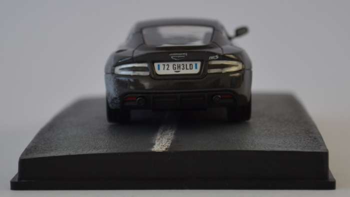 James Bond 007 Aston Martin DBS - Quantum of Solace Model Car Scale 1:43 as per photo