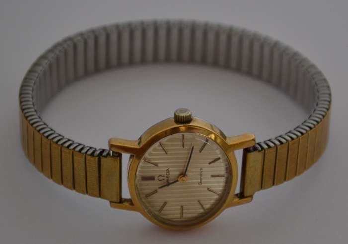 Omega Geneve Ladies Hand Wound  Watch, Working as per photo