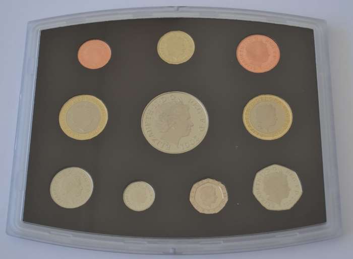 2001 United Kingdom Proof Set as per photo