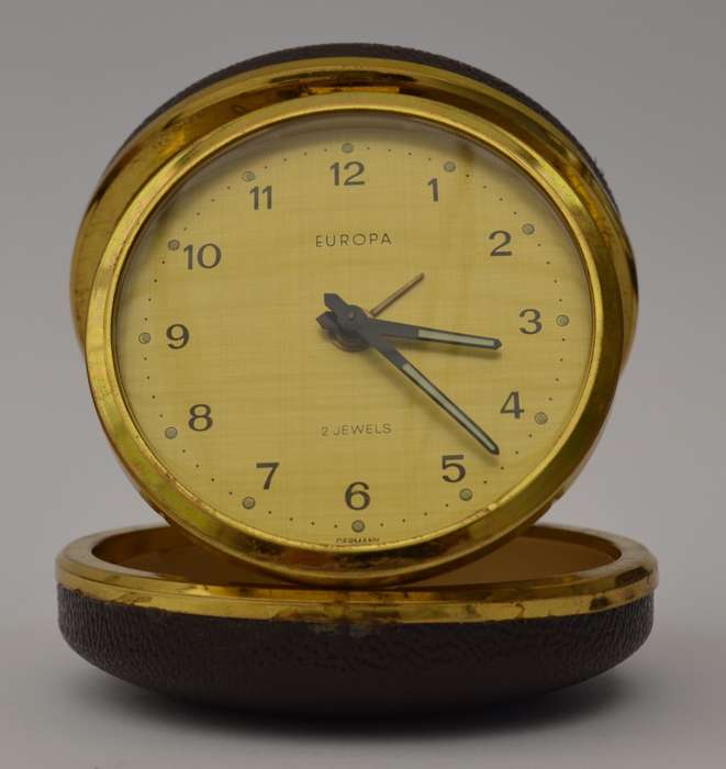Europa 2 Jewels Vintage Travel Alarm Clock, Working as per photo