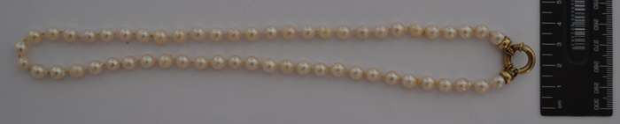 9k Gold Vintage String of Pearls 50cm weight 27g as per photo