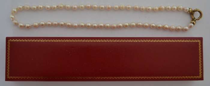 9k Gold Vintage String of Pearls 50cm weight 27g as per photo
