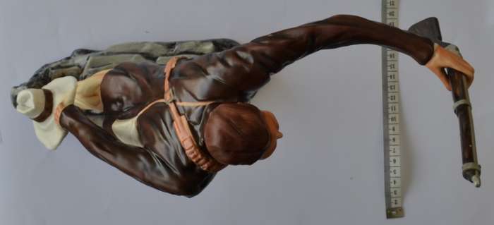 Michael Sutty Porcelain Figure(Boer War) Boer Celebration After the Battle of Amajuba 1881 as per ph