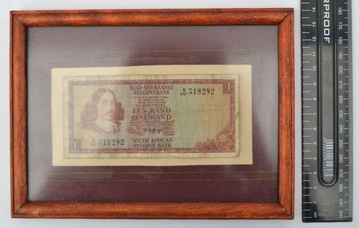 Framed SA TW De Jongh R1 Banknote as per photo