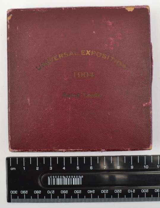 USA St. Louis -  1904 Louisiana Purchase Exposition Medallion as per photo