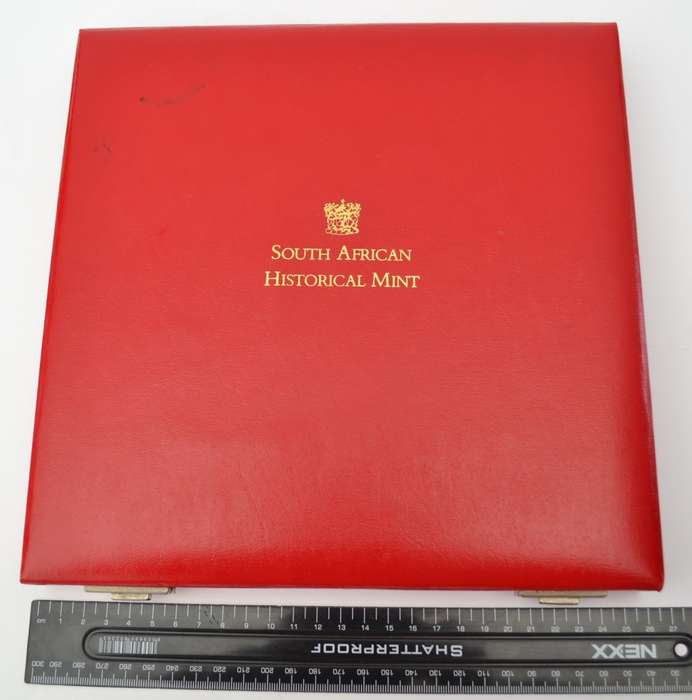UK Royal Collection Set of 16 Sterling Silver Medallions as per photo