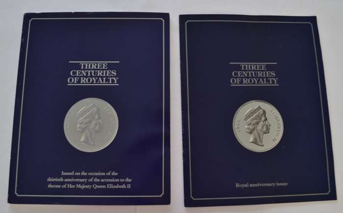 UK Royal Collection Set of 16 Sterling Silver Medallions as per photo