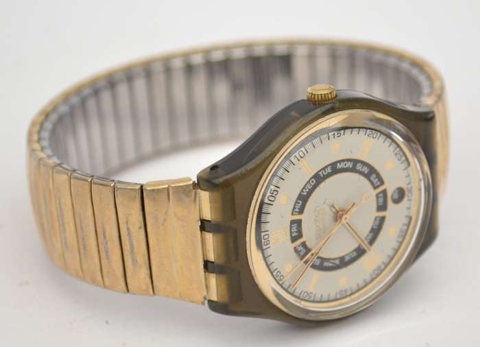 Vintage Unisex Swatch Watch 33mm Dial as per photo