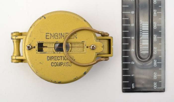 Vintage Engine Directional Compass as per photo