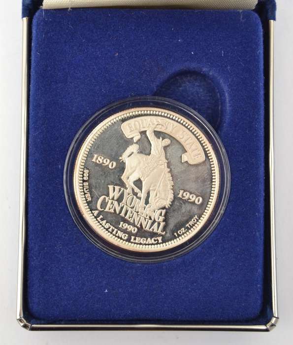 1990 Equality State of Wyoming 1 Ounce Silver Medallion as per photo