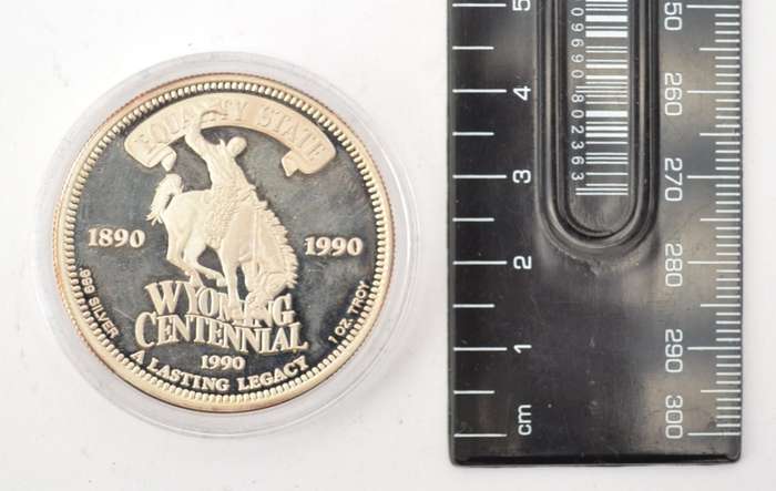 1990 Equality State of Wyoming 1 Ounce Silver Medallion as per photo