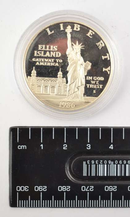 USA 1886-1986 1 Ounce Silver Medallion asper photo