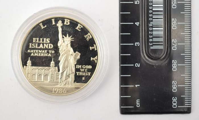 USA 1886-1986 1 Ounce Silver Medallion asper photo