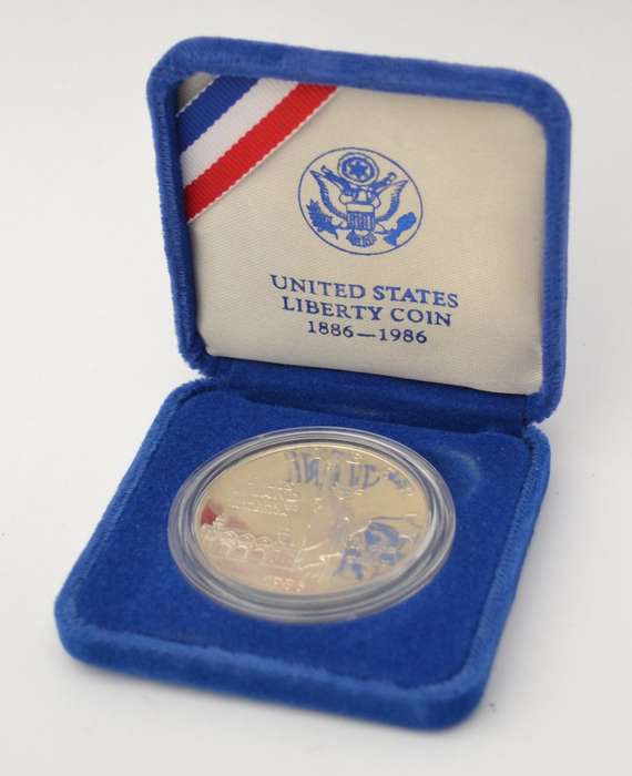 USA 1886-1986 1 Ounce Silver Medallion asper photo