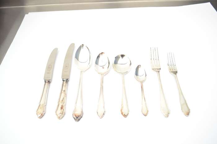 Vintage 44 Piece Francis Newton & Sons Cutlery Set in Wooden Box, unused as per photo