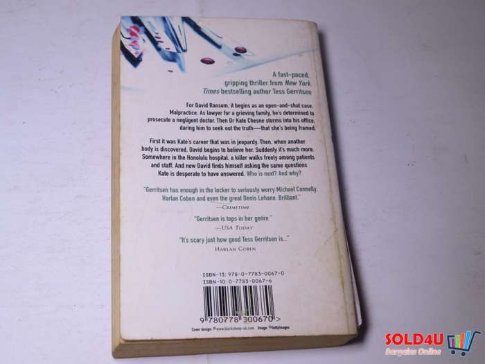 Under the Knife - Tess Gerritsen