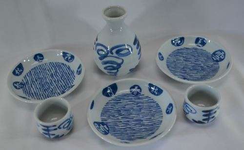 SAKE SET BLUE AND WHITE - from SUEZYT