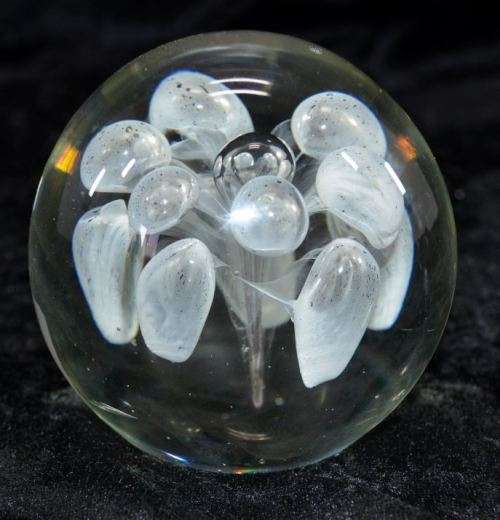 FASCINATING SIMPLY WHITE MURANO PAPER WEIGHT - from SUEZYT