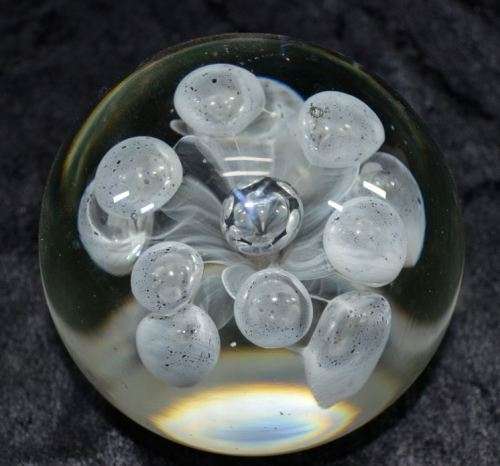 FASCINATING SIMPLY WHITE MURANO PAPER WEIGHT - from SUEZYT