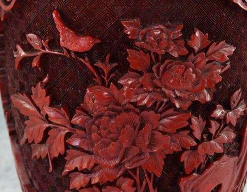 RESERVED FOR CULL1NGWORTH CHINESE CINNABAR VASE  - from SUEZYT
