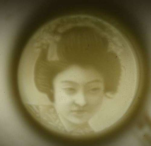 ORIENTAL LITHOPANE (GEISHA) TEA SET - from SUEZYT