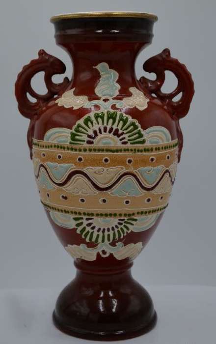 PAIR OF JAPANESE SATSUMA MORIAGE VASES-  from SUEZYT