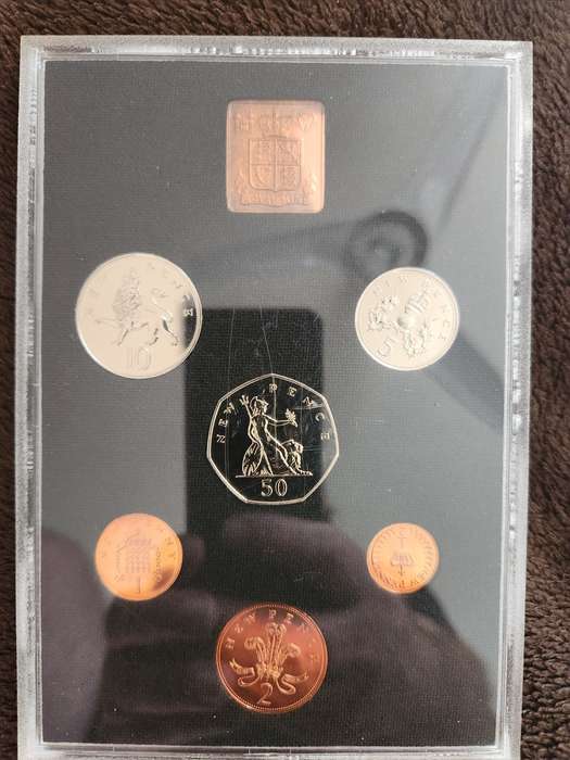 1978 UK ROYAL MINT PROOF COIN SET with Token