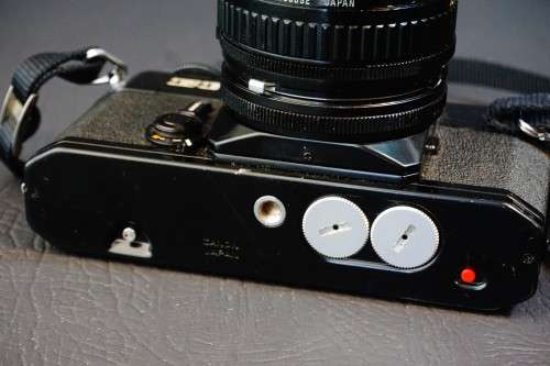Canon EF 35mm SLR Camera with Tamron 28-70mm Zoom Lens  **Good Condition**