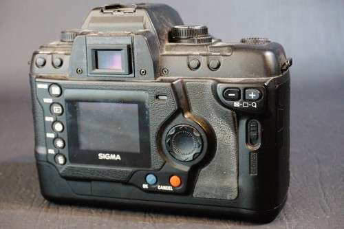 Sigma SD10 10.2MP SA Mount Digital SLR Camera with Sigma 18-50mm F3.5-5.6 Lens **Great Condition**
