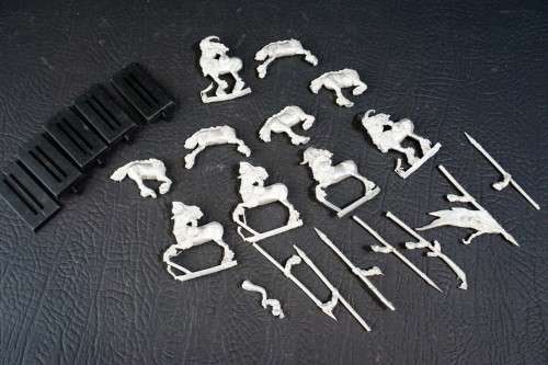 Warhammer Fantasy Beastmen Chaos Centigors NIB Metal - Rare OOP Games Workshop Citadel