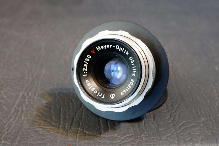 *Bubble Bokeh* Meyer-Optik Gorlitz Trioplan Red V 50mm F2.9 Lens in Canon EF Mount *Great Condition*