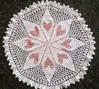 Lovely vintage crochet glass beaded doilie 25cm