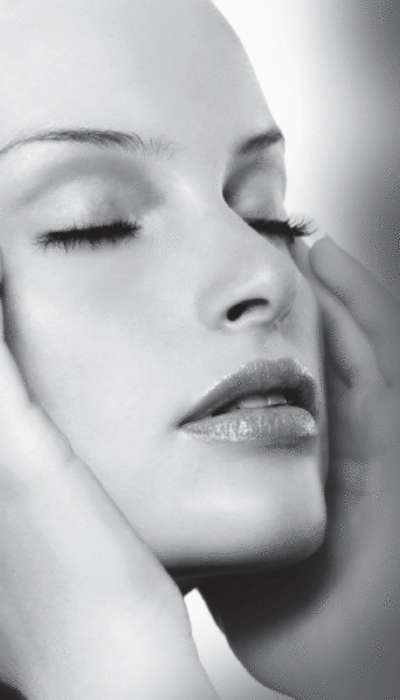 Rejuvenating Vit E Creme for clear, flawless skin!!! A MUST!!!