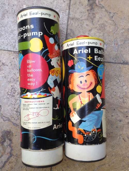 vintage Ariel balloons pair of eezi pumps 50s