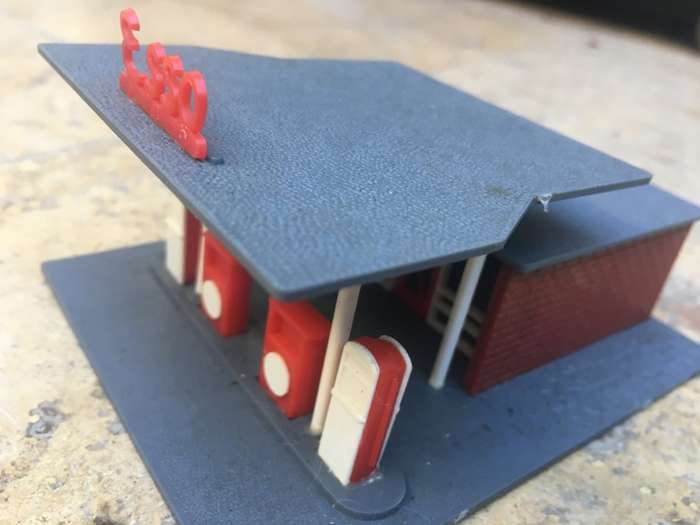 vintage train rail set esso service station building to scale PVC