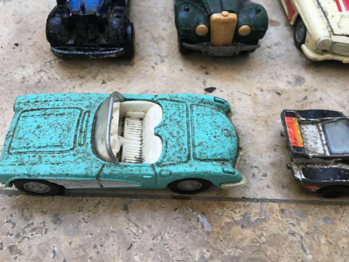 old lot of 10 diecast cars tlc