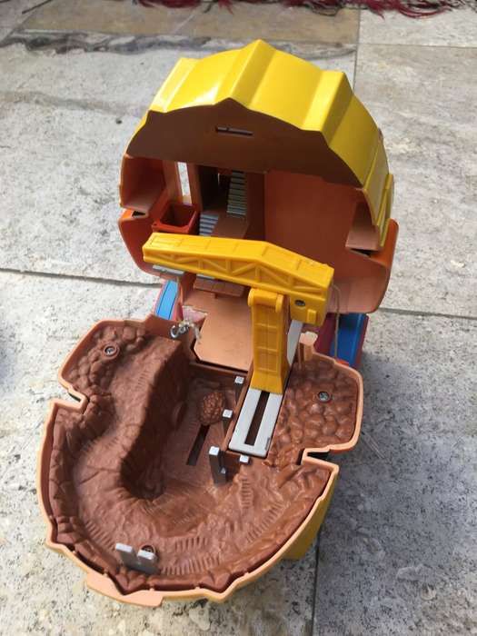 MICRO MACHINES STEELTOWN CONSTRUCTION TRANSFORMING HEAD PLAYSET GALOOB 1997