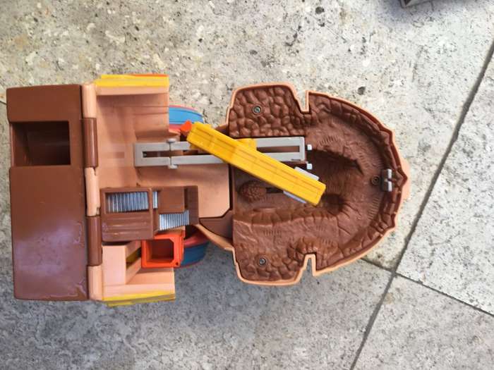 MICRO MACHINES STEELTOWN CONSTRUCTION TRANSFORMING HEAD PLAYSET GALOOB 1997