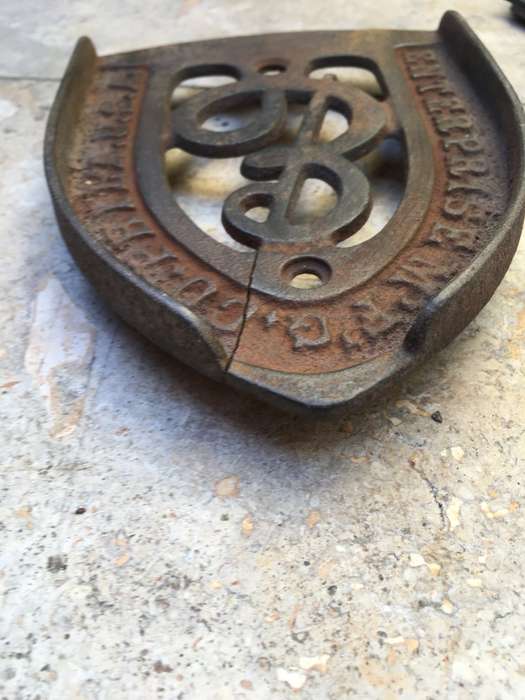 Vintage Iron Rest Trivet Cast Iron Enterprise Manufacturing Company Philadelphia