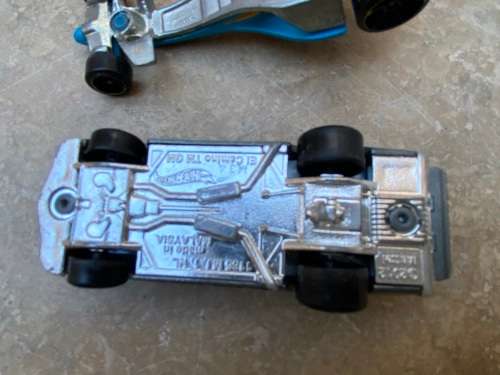 vintage hot wheels greased lightning 2000 and el camino 2012 metal car lot