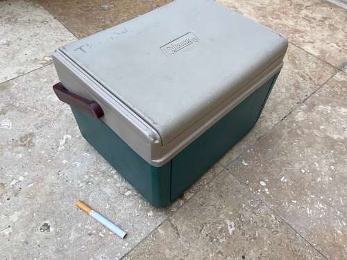 vintage coleman cooler box 5205 USA