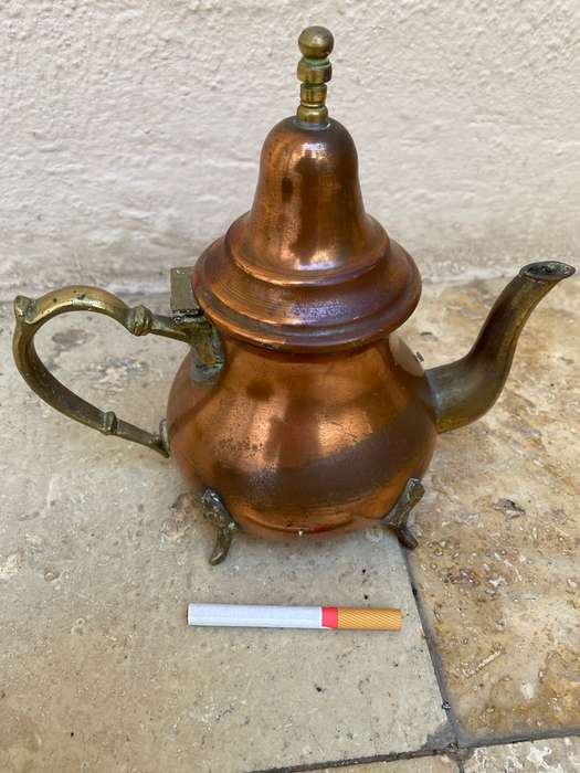 Vintage Moroccan teapot footed brass and copper