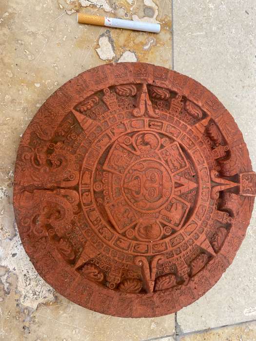 Vintage Aztec Mayan calendar wall hanging plaque