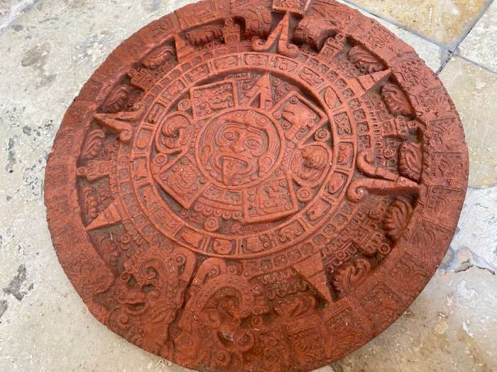 Vintage Aztec Mayan calendar wall hanging plaque